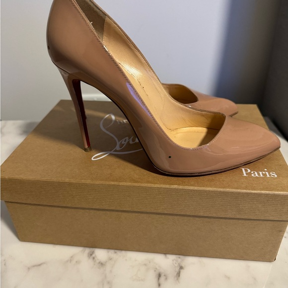 Like new beige louboutin pumps - Picture 3 of 4